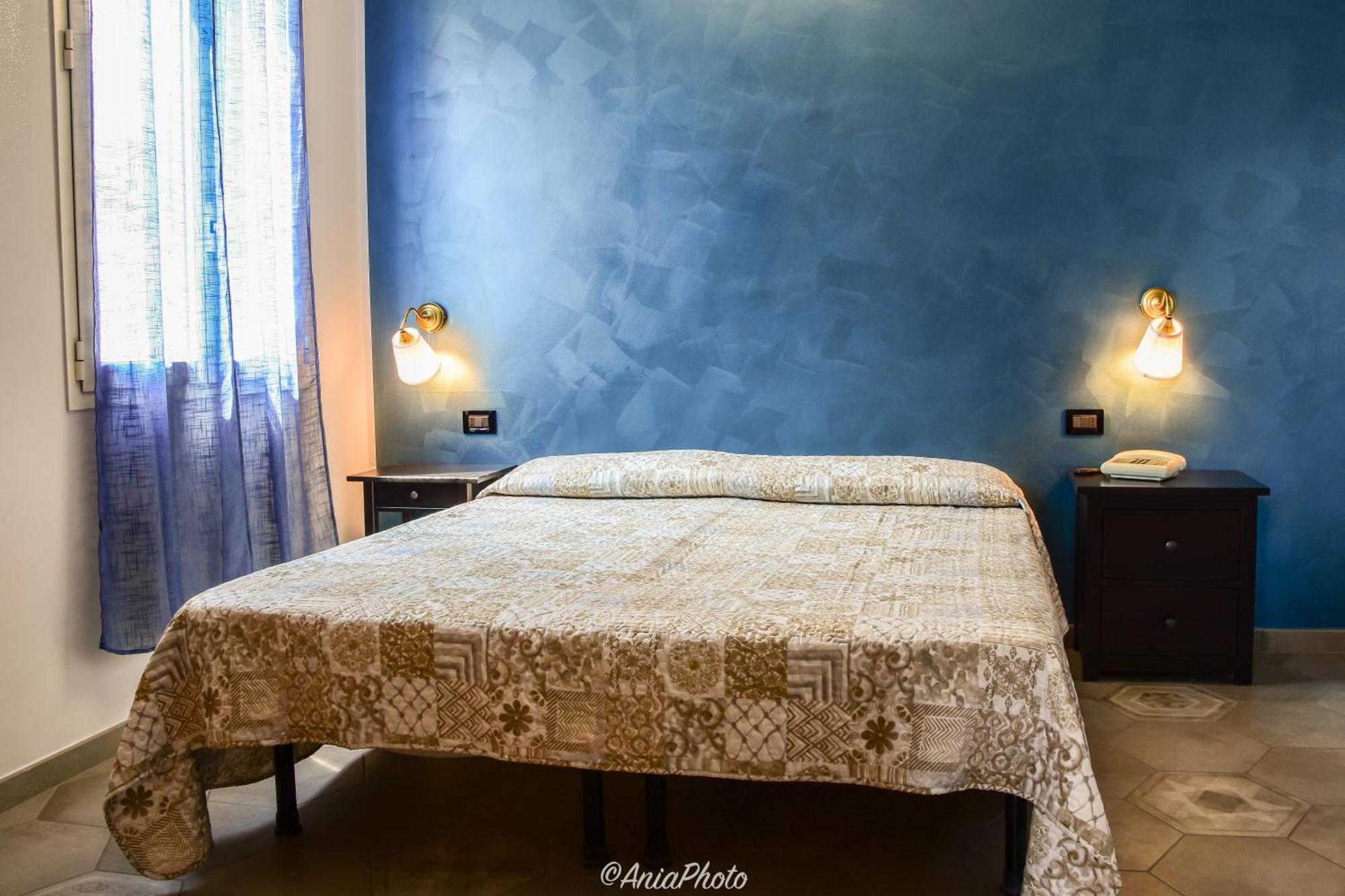 Albergo Florida Taggia Exterior foto